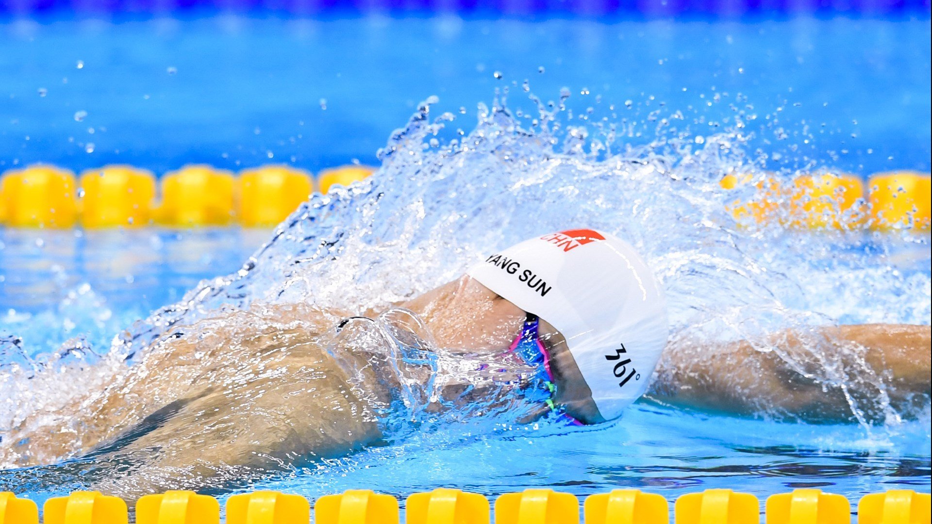 星空电竞-《英雄联盟》“预选之战”火爆开启，冠军悬念升腾燃爆赛场！